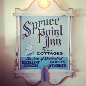 Spruce Point Inn